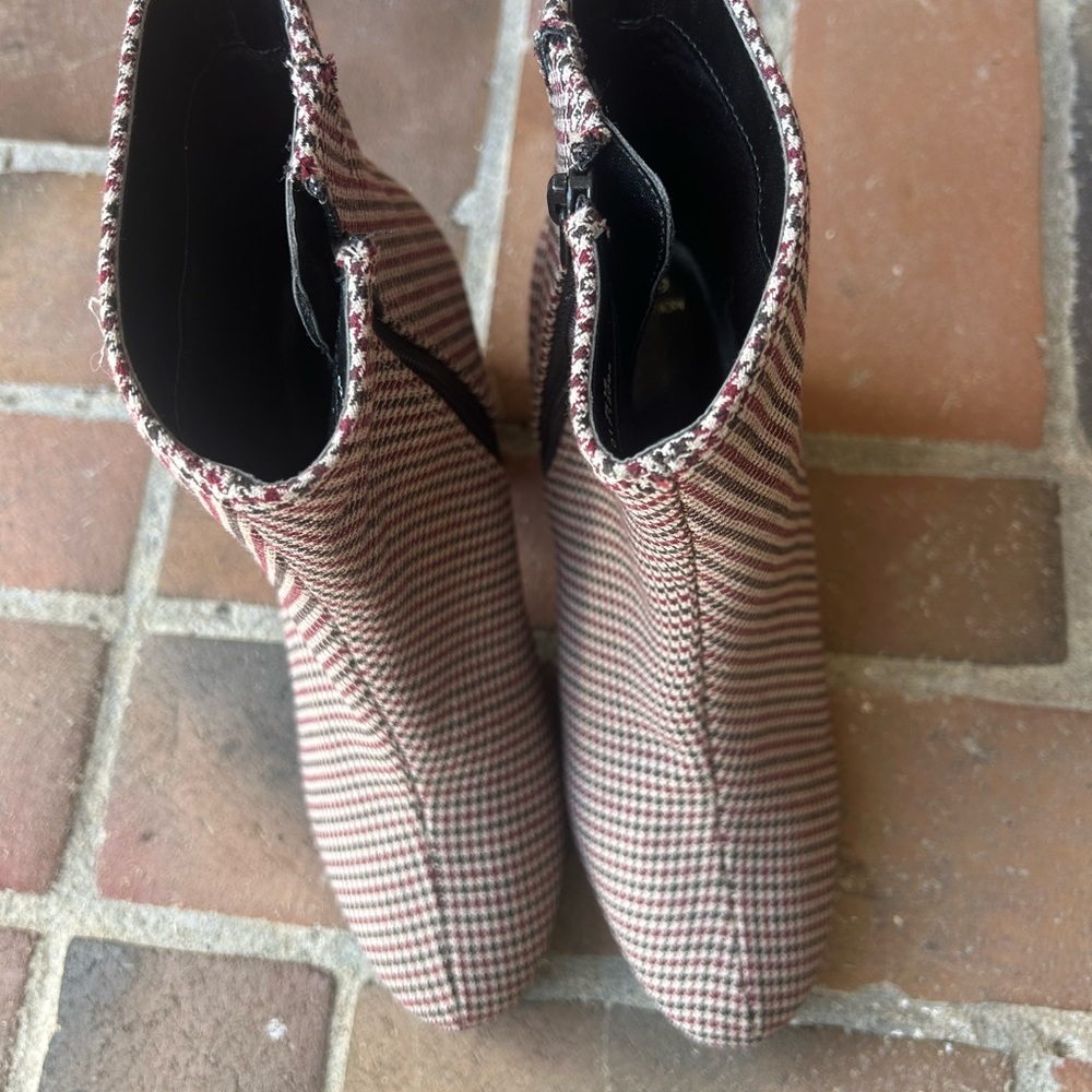 Elegant UK brand Marks and Spencers Houndstooth Ankle Booties